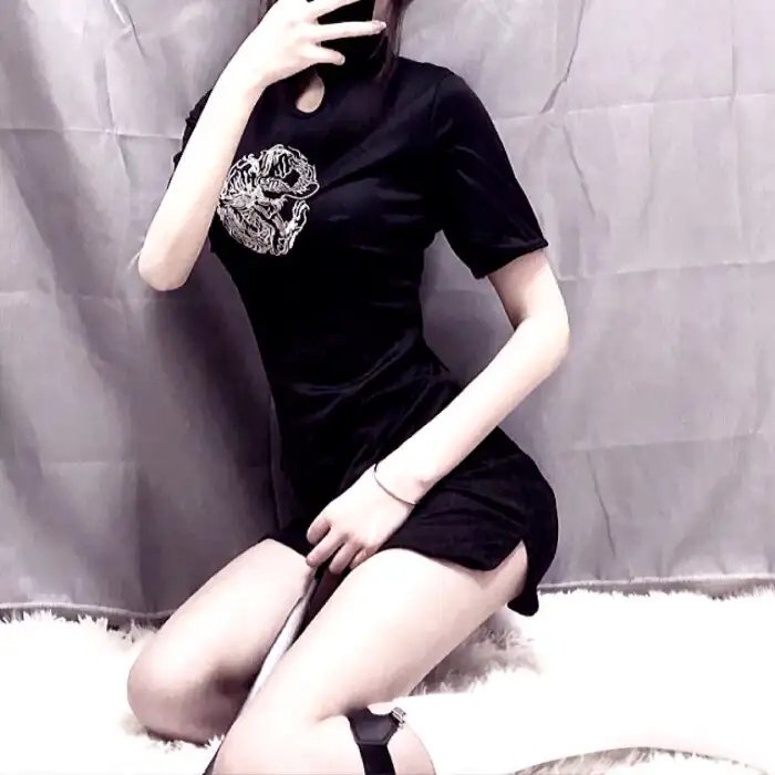 吃掉有钱人海报